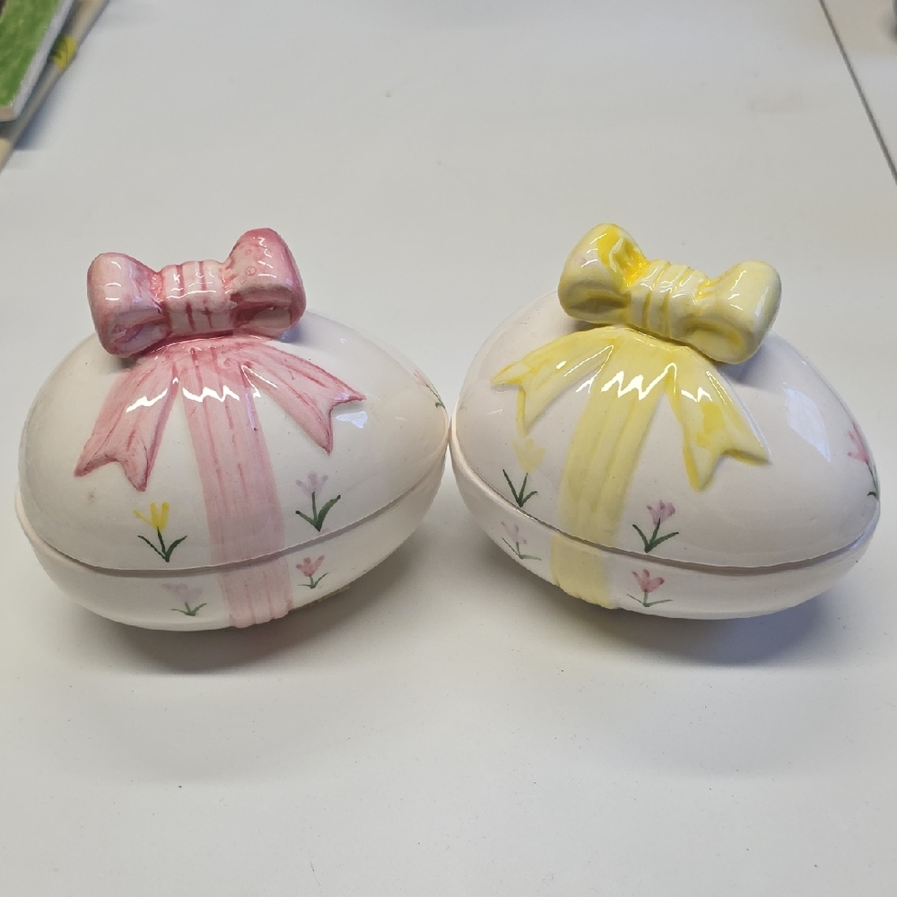 Decorative Ceramic Egg Boxes with Bows - Pink and Yellow